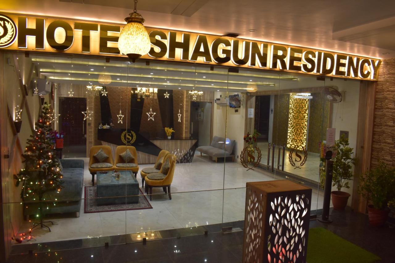 Hotel Shagun Residency Matura Exterior foto