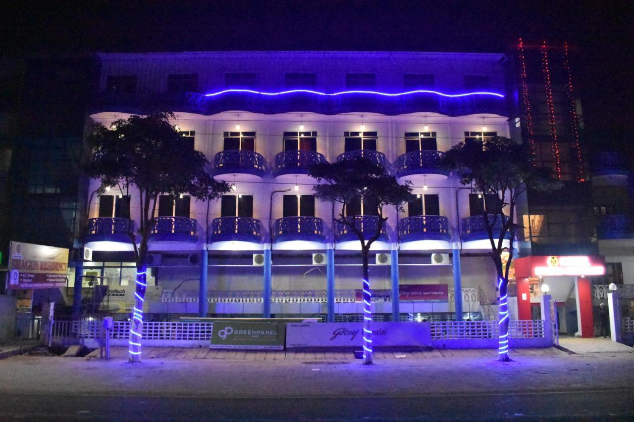 Hotel Shagun Residency Matura Exterior foto
