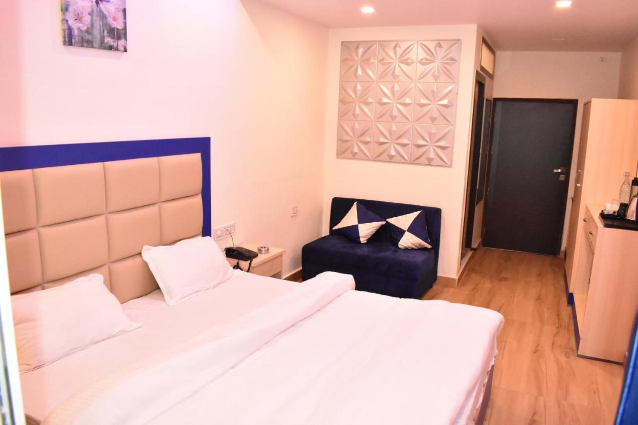 Hotel Shagun Residency Matura Exterior foto